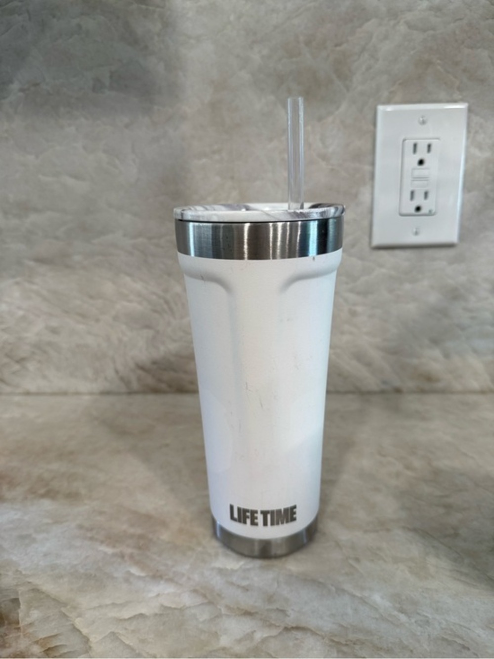 OtterBox LifeProof 20 oz White Insulated Tumbler with Straw